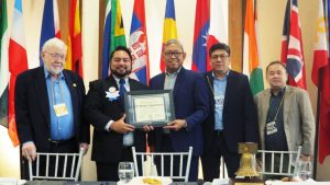 PRES. SINGH REANDI SPEAKS AT THE ROTARY CLUB OF MANILA (ASIA’S FIRST)